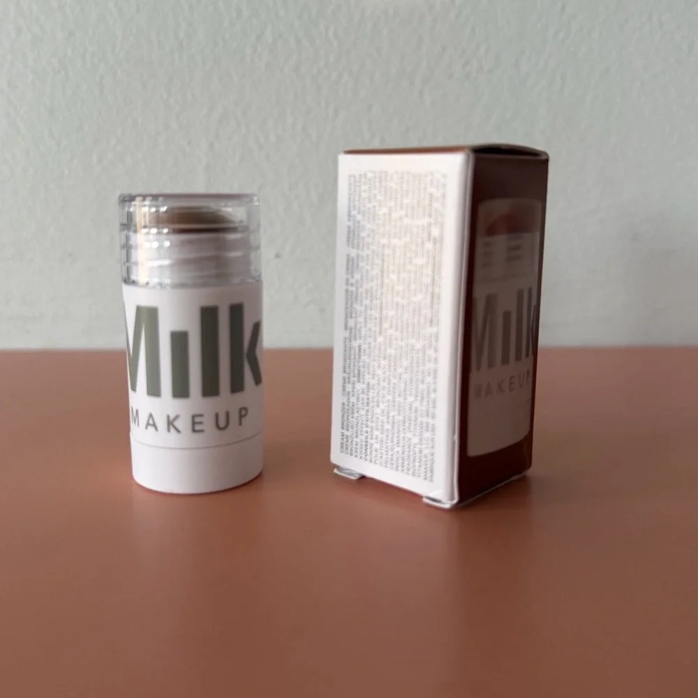 Milk Makeup Matte cream bronzer stick - standard size 5.7 g - Baked